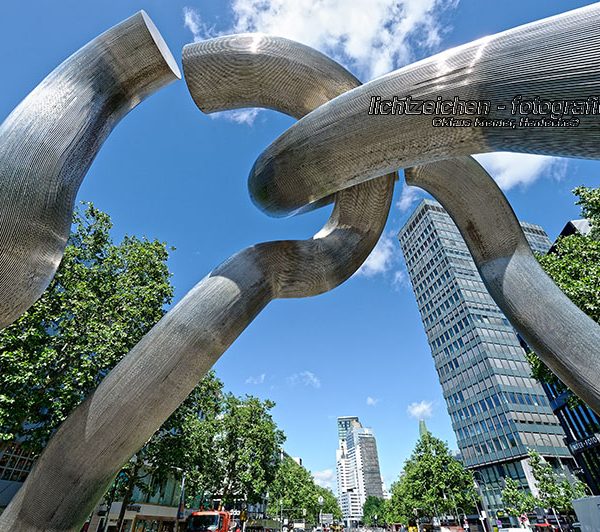 Stadtansichten >Berlin 2013 #04 >“Berlin“